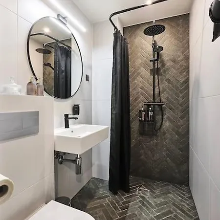 Apartment Urban-glam Centre With A Gym And Terrace Tallinn