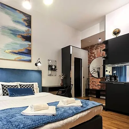 Urban-glam Centre With A Gym And Terrace