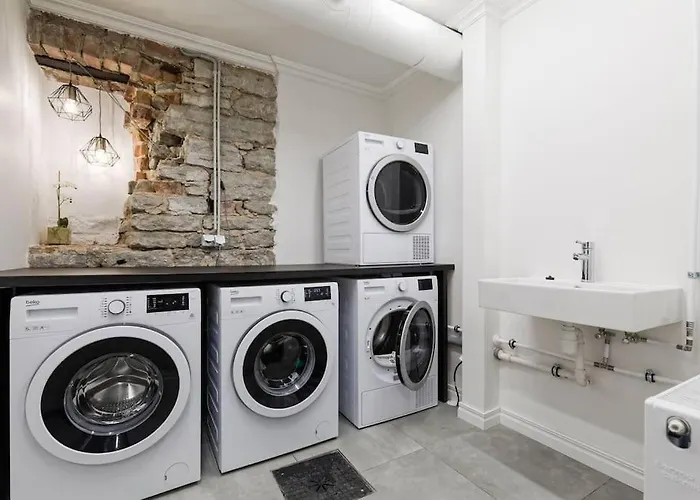 Urban-glam Centre With A Gym And Terrace Lägenhet