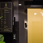 아파트 Urban-glam Centre With A Gym And Terrace